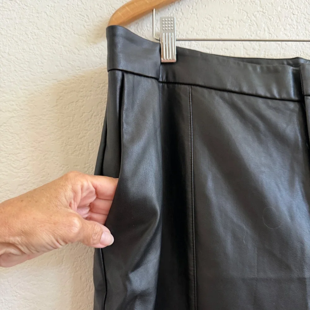 Eloquii Black Faux Leather Straight Leg Pants Plus Size 16 High Rise‎